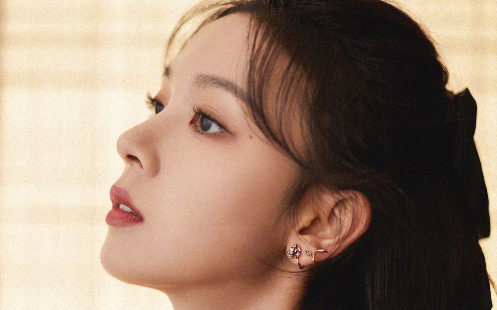 《深度采访：最具影响力的电竞选手背后故事》，关于电竞人物的采访